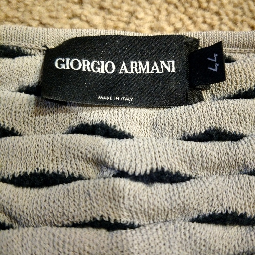 Giorgio Armani Women's Sleeveless Top